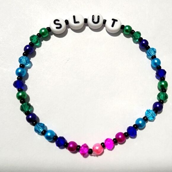 Custom Taylor Swift Friendship Bracelet - Picture 1 of 2